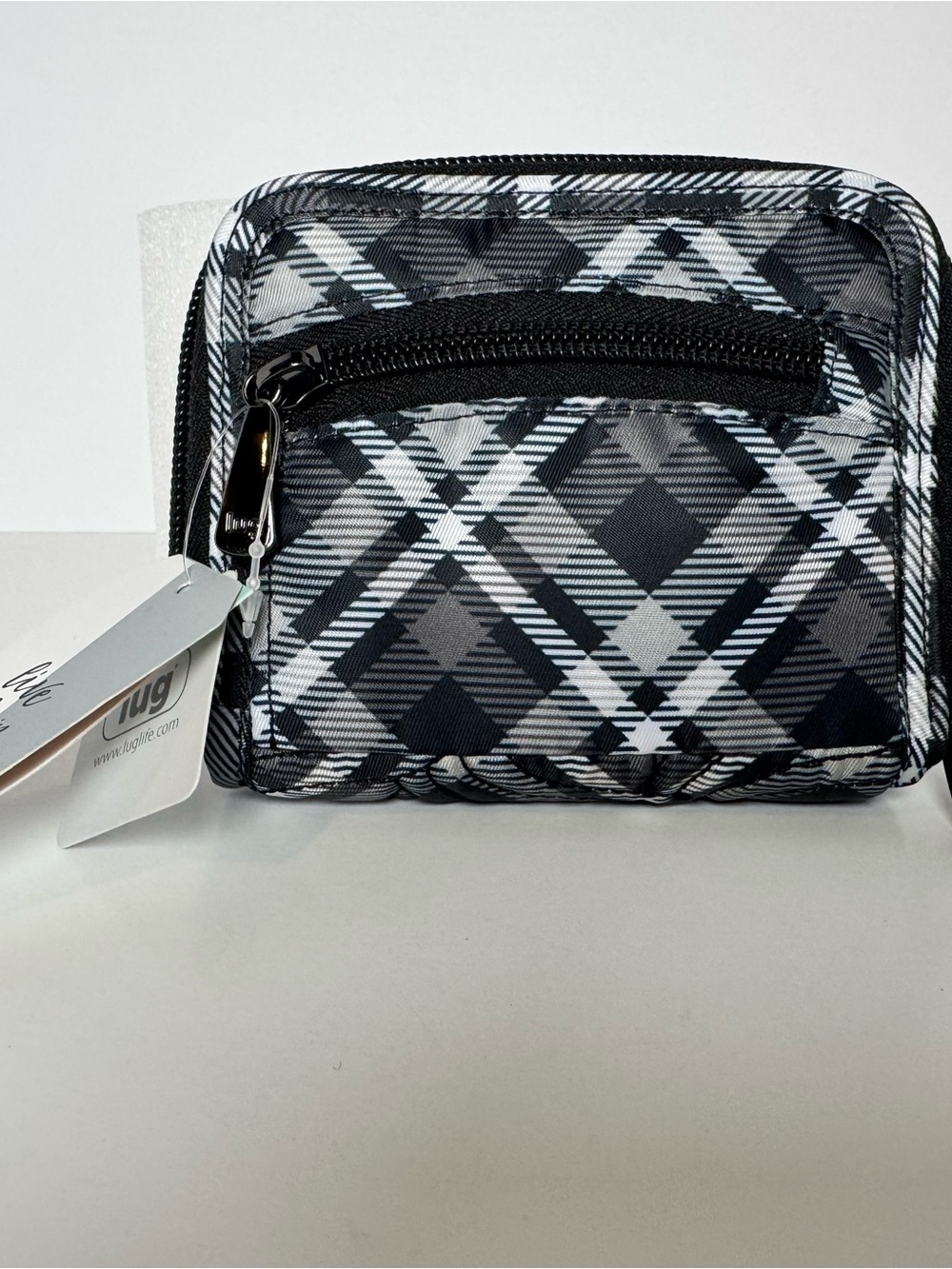 Lug Splits Compact Zip-around Wallet RFID Plaid Grey Quilted Design (NWT) - Picture 4 of 9